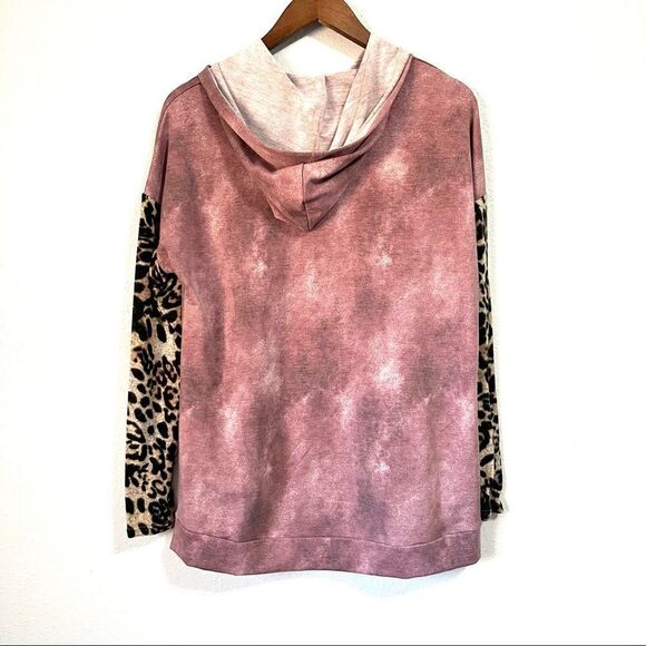 NWOT Women’s Dusty Mauve Hoodie with Leopard Print Size S - Picture 3 of 6